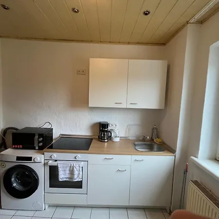 Monteurswohnung Mit Durchgangszimmer Naehe Innenstadt Apartamento *