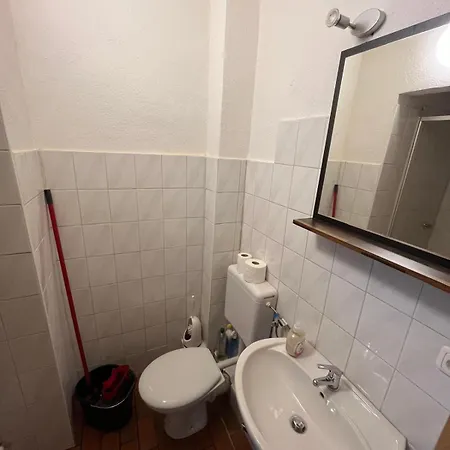 Monteurswohnung Mit Durchgangszimmer Naehe Innenstadt Neumünster